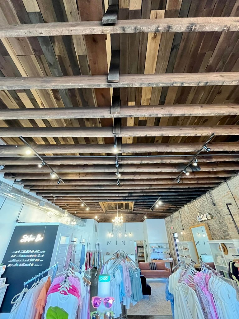 Exposed wood beam ceiling